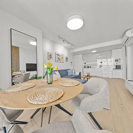 34th Floor - Touch The Clouds In The Tallest Building In Eurovea Μπρατισλάβα