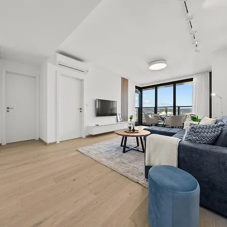 34th Floor - Touch The Clouds In The Tallest Building In Eurovea * Μπρατισλάβα