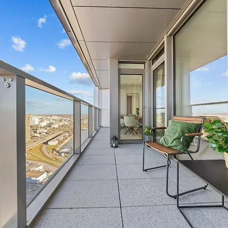 34th Floor - Touch The Clouds In The Tallest Building In Eurovea *