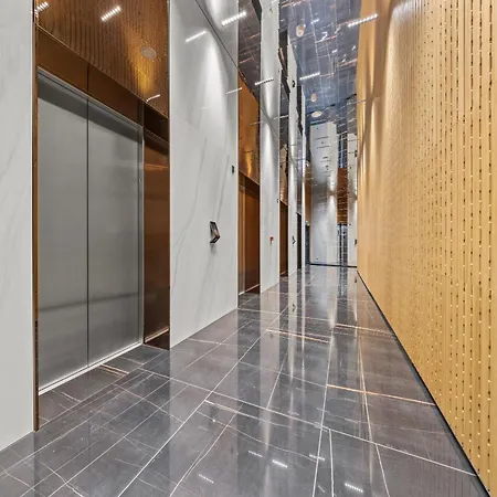 34th Floor - Touch The Clouds In The Tallest Building In Eurovea Διαμέρισμα Μπρατισλάβα