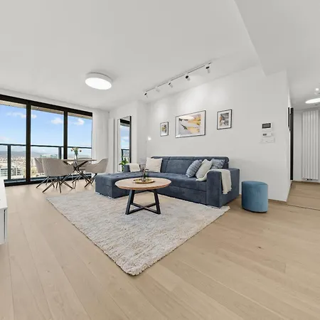 Διαμέρισμα 34th Floor - Touch The Clouds In The Tallest Building In Eurovea