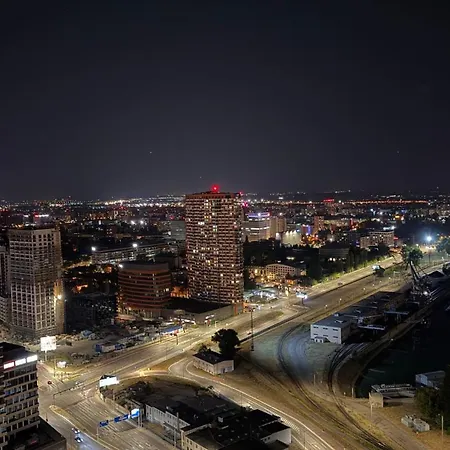 34th Floor - Touch The Clouds In The Tallest Building In Eurovea