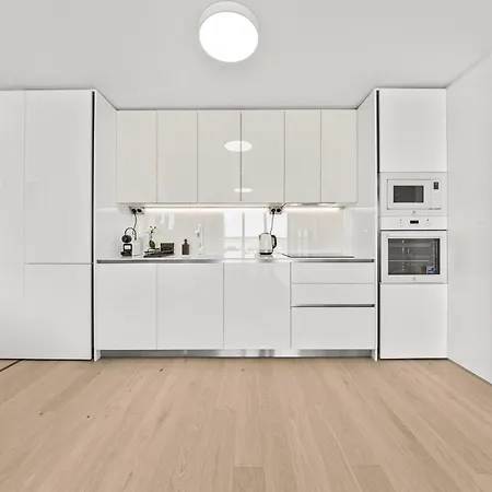 شقة 34th Floor - Touch The Clouds In The Tallest Building In Eurovea *