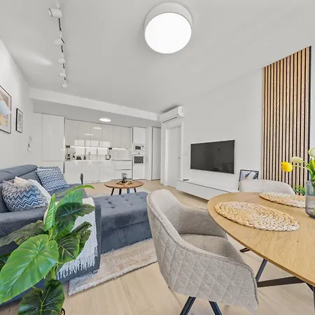 34th Floor - Touch The Clouds In The Tallest Building In Eurovea براتسيلافا