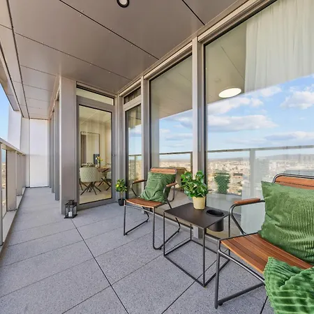 34th Floor - Touch The Clouds In The Tallest Building In Eurovea براتسيلافا